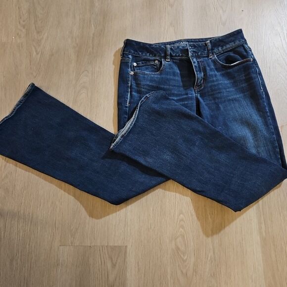 American Eagle Jeans Womens 10 Blue Artist Flare Dark Wash - Picture 5 of 12